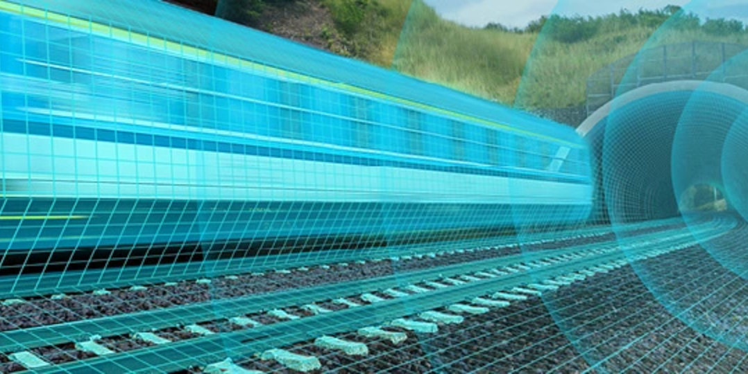 Zug fährt in Tunnel mit 3D-LiDAR-Überwachung ein.