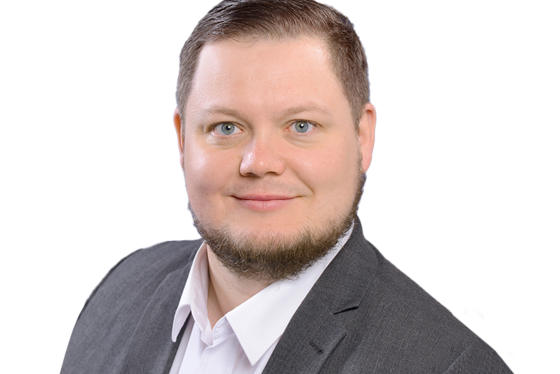 Ein sympathisches Portraitfoto von Robert Hecker