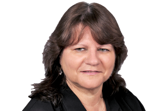 Ein sympathisches Portraitfoto von Undine Mandel